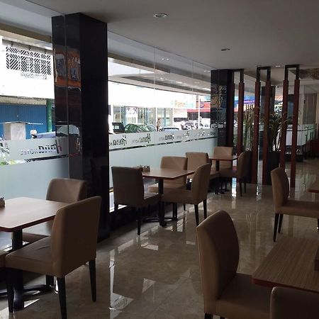 Batam Hana Hotel מראה חיצוני תמונה