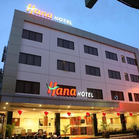 Batam Hana Hotel מראה חיצוני תמונה