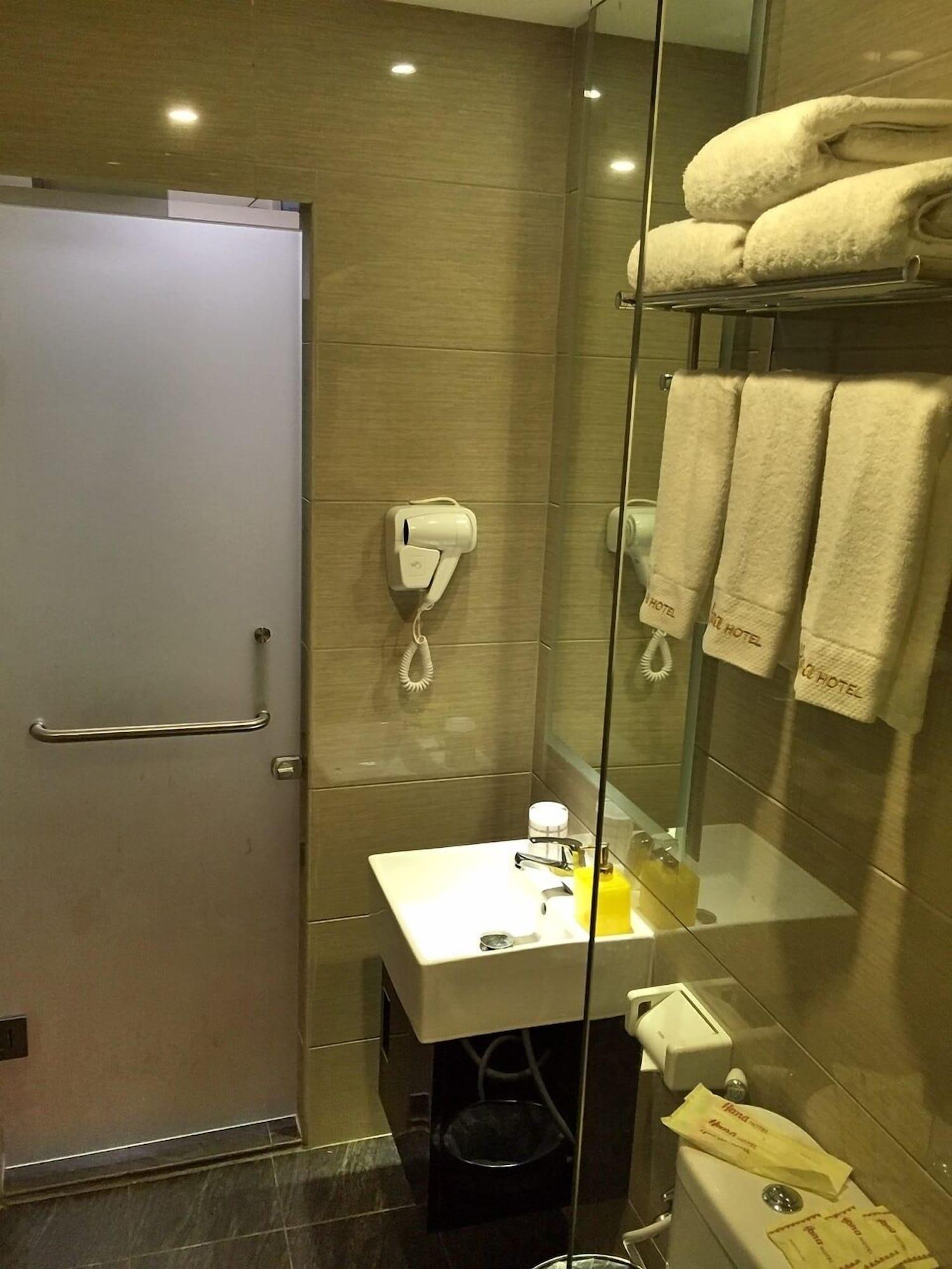 Batam Hana Hotel מראה חיצוני תמונה