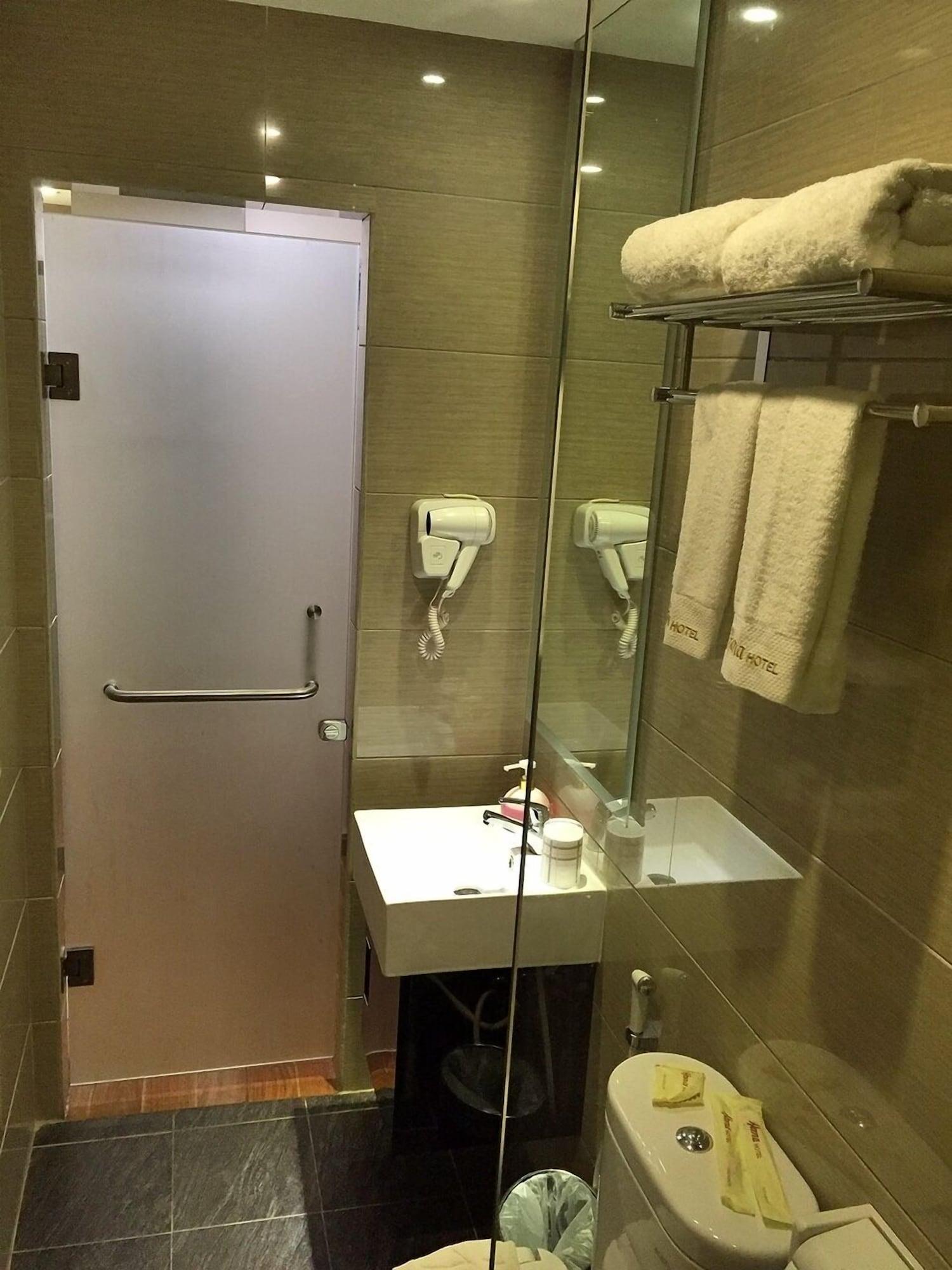 Batam Hana Hotel מראה חיצוני תמונה