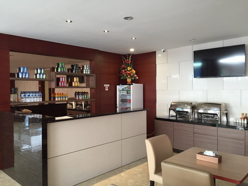 Batam Hana Hotel מראה חיצוני תמונה